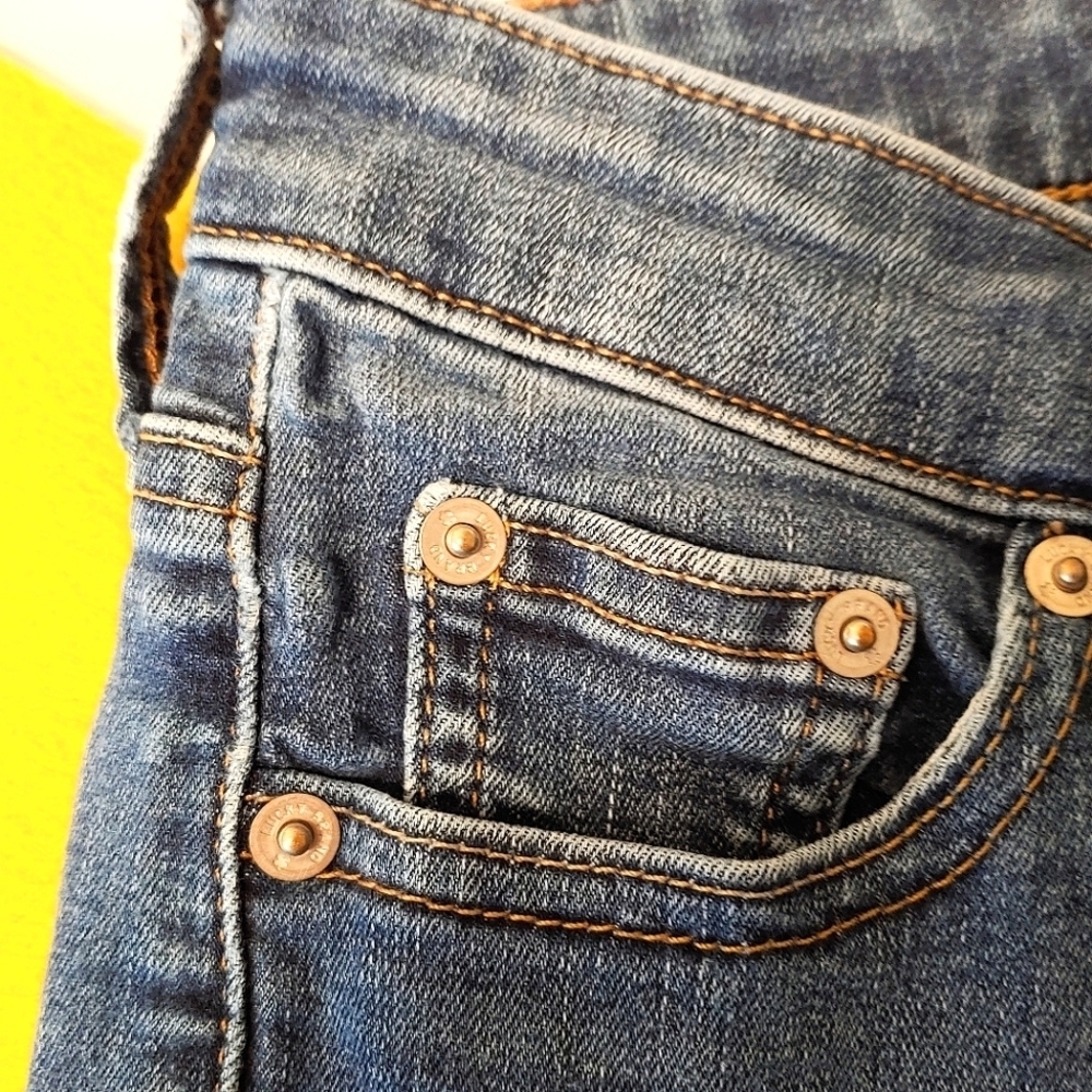 Lucky Brand ankle Jeans. Size 0/25 - Picture 5 of 11